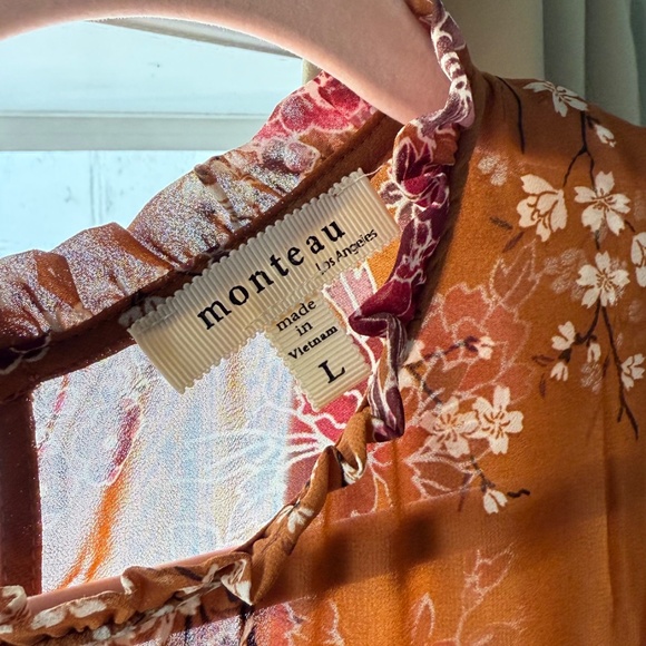 Monteau Top Size L - Gorgeous Clay Brown with floral design - Picture 3 of 11